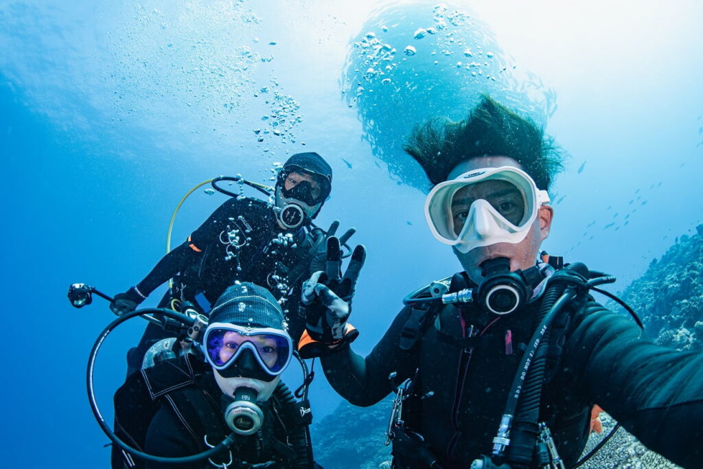 ドリフトダイビングでゲストと撮影写真