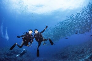 Ambil dan Hantar Disediakan. Untuk Menyelam Keseronokan di Naha Okinawa Jepun, Datanglah ke GOLD!