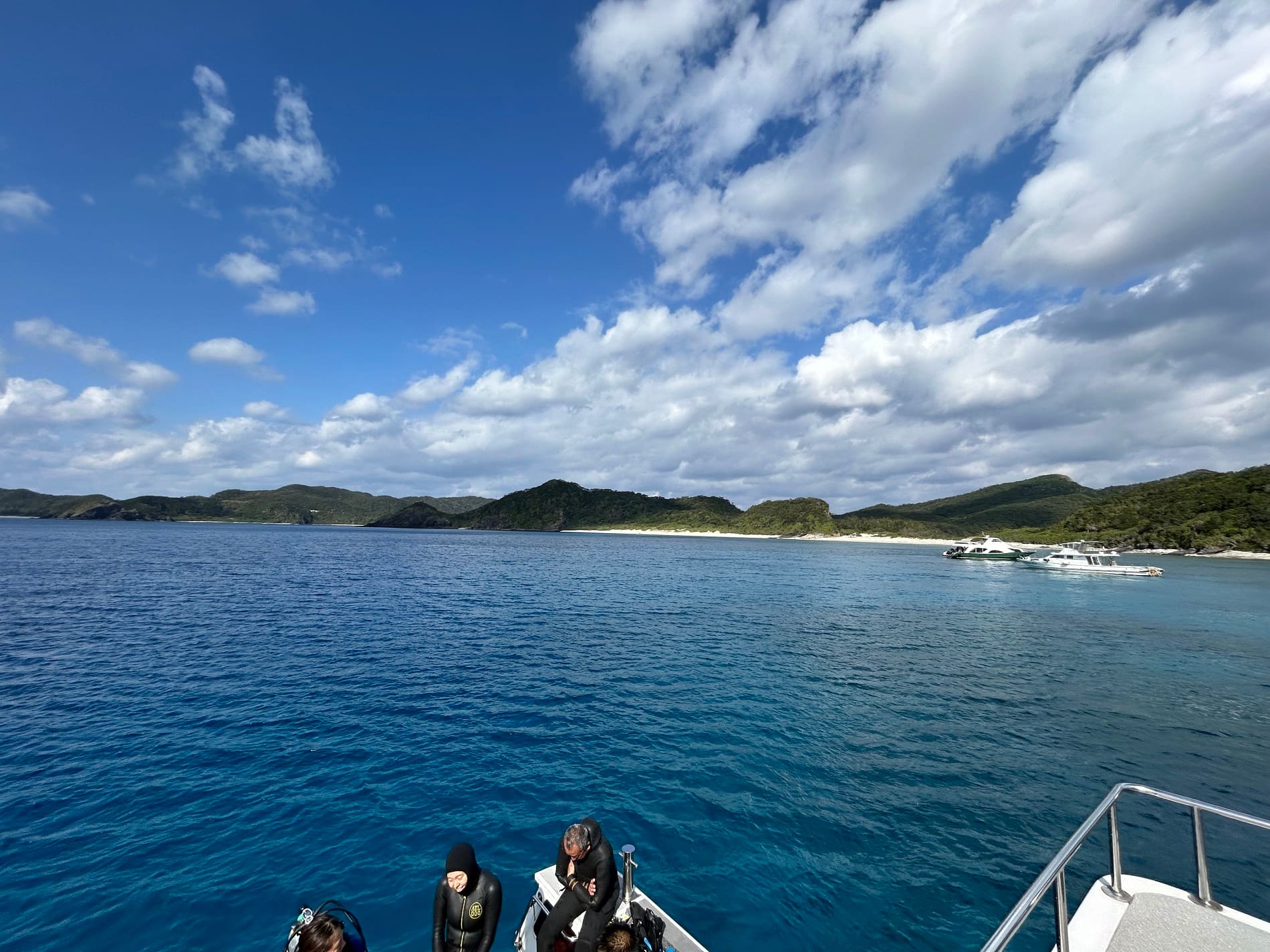 冬に沖縄本島でファンダイビングするならゴールドへ・那覇発 慶良間など