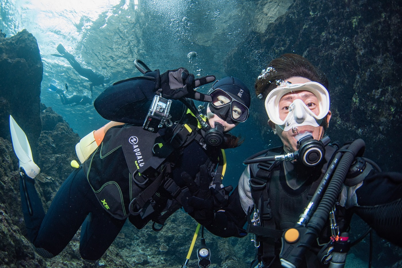 お客様と一緒に自撮りで撮影した写真