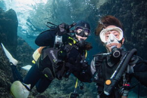 沖縄那覇到着後 午後から真栄田岬 青の洞窟でダイビング!