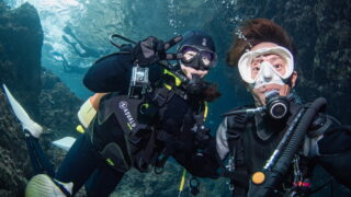 沖縄那覇到着後 午後から真栄田岬 青の洞窟でダイビング！