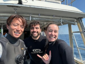 Drift diving with guests from France and Spain!