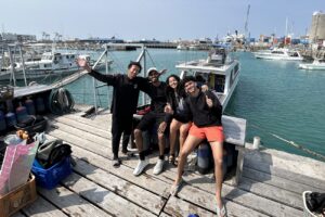 Diving in the Kerama Islands with guests from Switzerland! Sea turtle