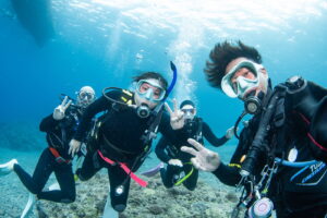 Kerama Islands Diving Tour With Guests From France, Lithuania, the United States, and Israel!