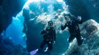 Diving in the Kerama Islands with Guests from Australia, the USA, and Germany