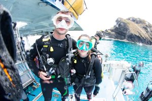 Diving in the Kerama Islands with Guests from Spain