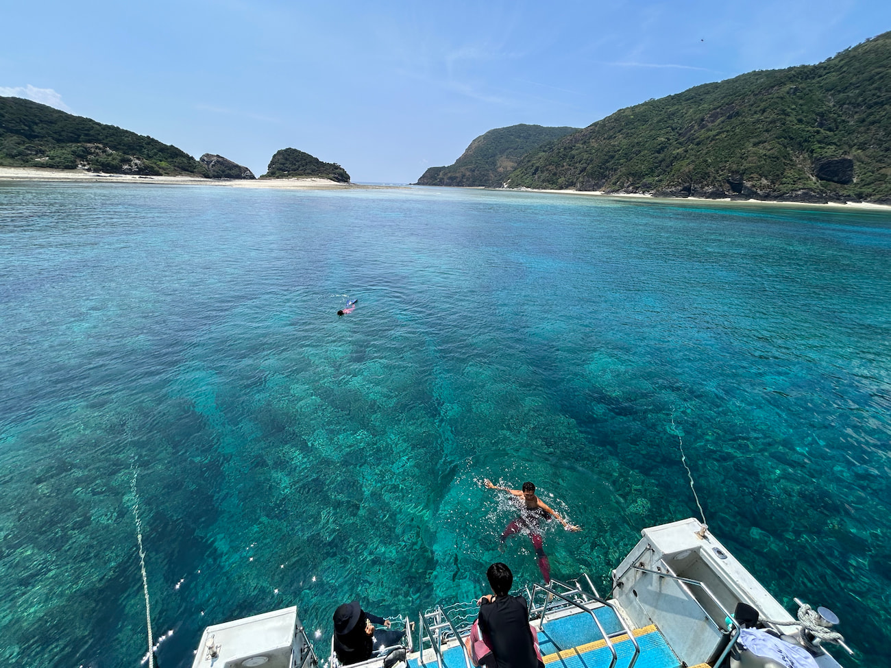 Ocean view from the boat.