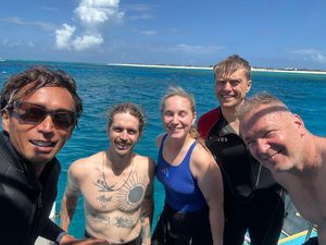 Diving in the Kerama Islands with Guests from Germany and the UK