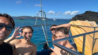 Kerama Islands Diving Tour with Guests from Italy – Sea Turtles!
